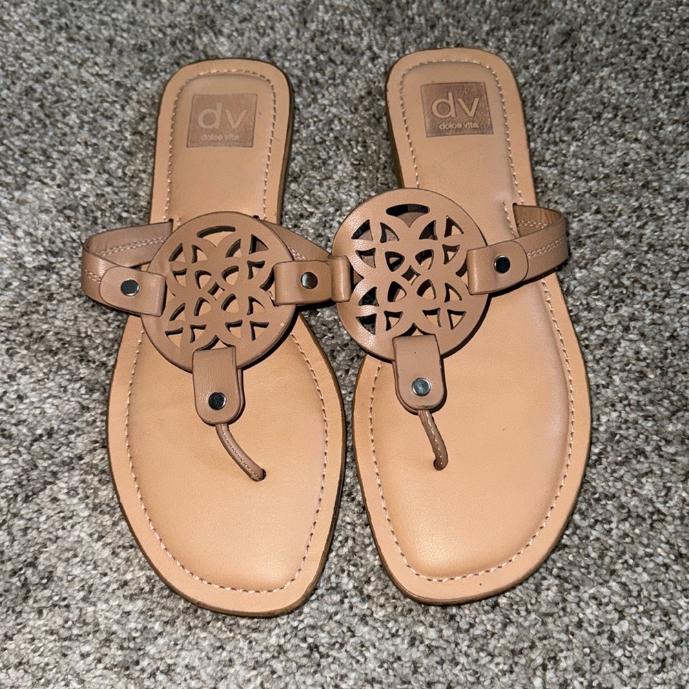 Dolce vita sandals